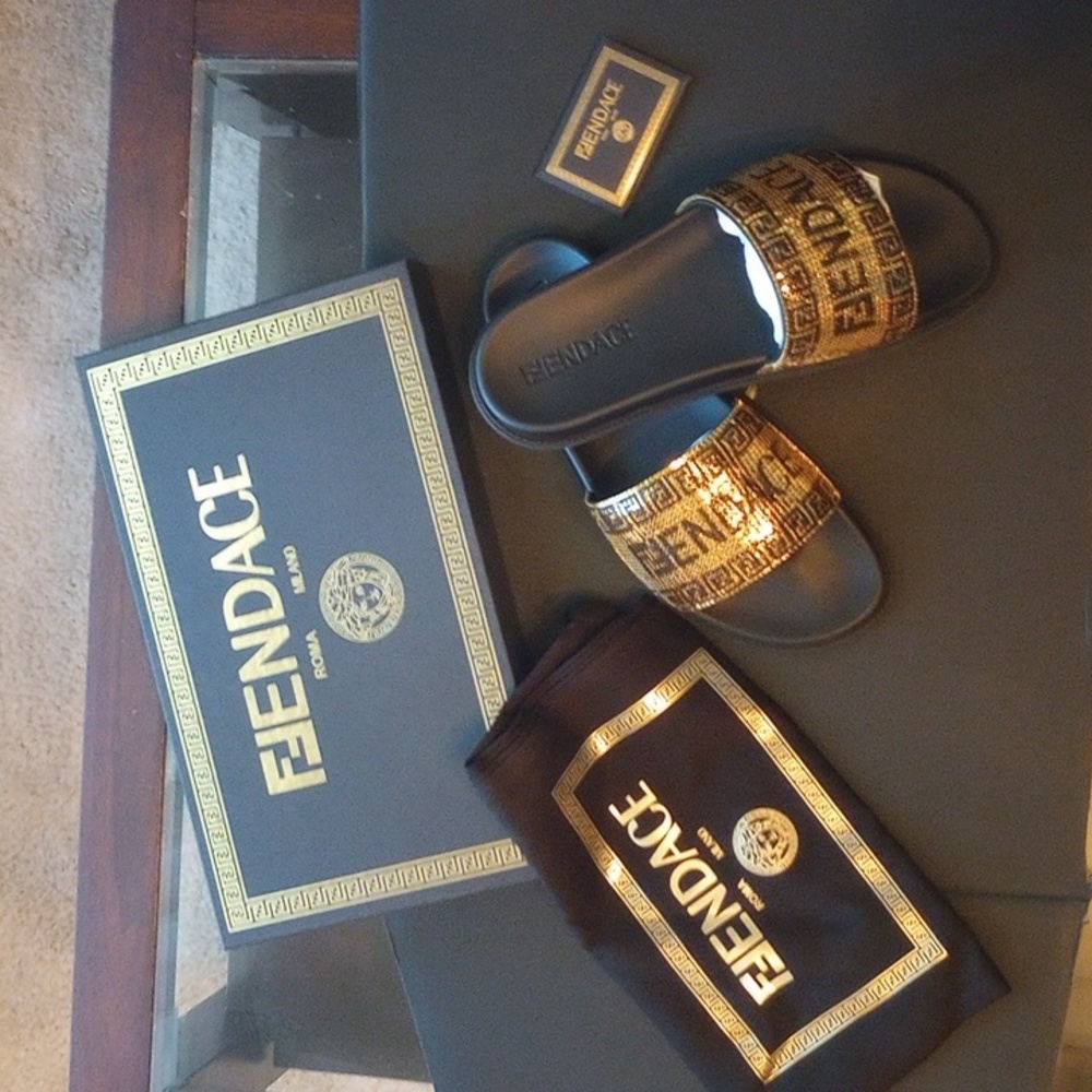 Versace x Fendi black/gold size 44 slides